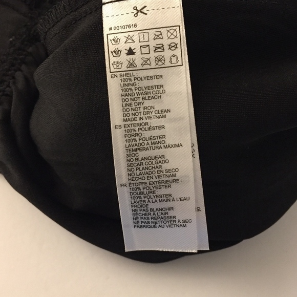 Forever 21 Romper Sz Med Floral Print Ruffle Straps Elastic Waist Lined Pockets - Picture 8 of 8